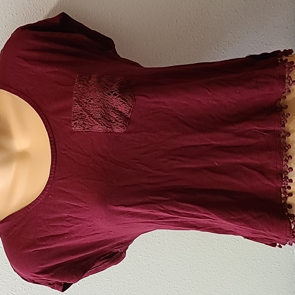 Rayon t-shirt size medium